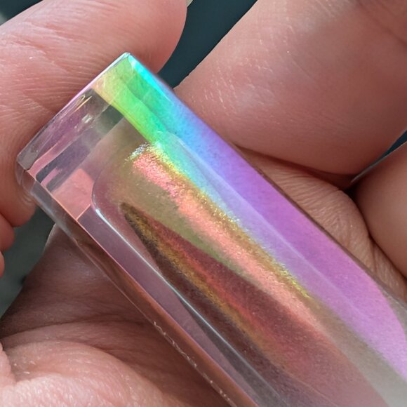 BD 2 for 24$ - NEW Huda Travel-size (1.8ml) Silk-Balm in Spice - Picture 2 of 3